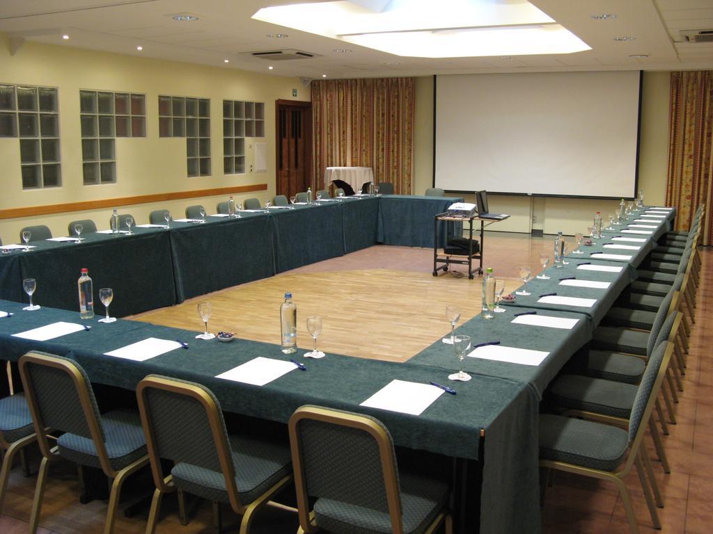 Hotel Best Western County House Saint-Gilles Екстериор снимка